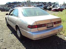 1997 TOYOTA CAMRY 2.2L AT CA EMISSIONS COLOR GOLD STK # Z11200