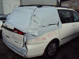 2004 TOYOTA SIENNA CE MODEL  3.3L AT FWD COLOR WHITE STK # Z11211