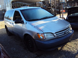 2001 TOYOTA SIENNA CE MODEL 3.0L AT FWD COLOR TAN STK Z12220