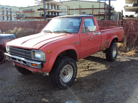 1982 TOYOTA PICK UP REGULAR CAB 2.4L CARBURETOR MT 4X4 COLOR RED STK Z12229