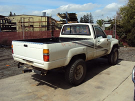 1988 TOYOTA TRUCK REGULAR CAB 2.4L FUEL INJECTION MT 4X4 COLOR WHITE STK Z12245
