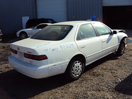 1999 TOYOTA CAMRY LE MODEL 4DOOR SEDAN 2.2L AT FWD COLOR WHITE STK Z12249