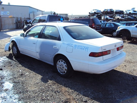 1999 TOYOTA CAMRY LE MODEL 4DOOR SEDAN 2.2L AT FWD COLOR WHITE STK Z12249