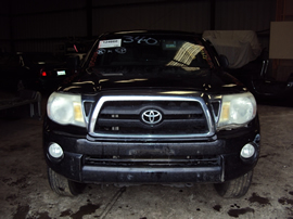2005 TOYOTA TACOMA 4 DOOR CREW CAB PRE RUNNER SR5 MODEL 4.0L AT 2WD COLOR BLACK STK Z12251
