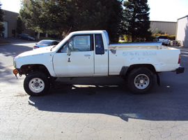 1986 TOYOTA TRUCK XTRA CAB 2.4L EFI MT 4X4  COLOR WHITE STK Z12268
