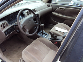 1999 TOYOTA CAMRY LE MODEL 4 DOOR SEDAN 2.2L AT FWD CALIFORNIA EMISSIONS COLOR WHITE STK Z12271