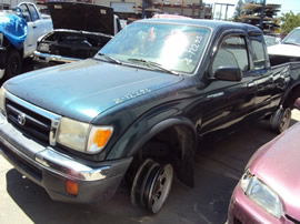 1998 TOYOTA TACOMA 4X4 V6 AUTO TRD PACKAGE WITH LOCKER STK # Z12293