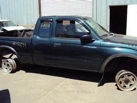 1998 TOYOTA TACOMA 4X4 V6 AUTO TRD PACKAGE WITH LOCKER STK # Z12293
