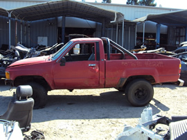 1988 TOYOTA PICK UP REGULAR CAB,2.4L EFI MT 4X4 COLOR RED STK Z12299