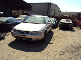 1997 TOYOTA CAMRY LE MODEL 4 DOOR SEDAN,2.2L AT COLOR GOLD STK Z12298