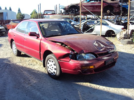 1995 TOYOTA CAMRY 4 DOOR SEDAN LE MODEL 2.2L AT COLOR RED STK Z12302