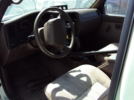 1998 TOYOTA TACOMA XTRA CAB PRE RUNNER 2.7L AT 2WD COLOR WHITE STK Z12307