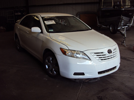 2007 TOYOTA CAMRY 4 DOOR SEDAN LE MODEL 2.4L AT FWD COLOR WHITE STK Z12310