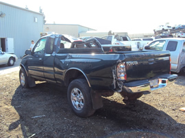 2000 TOYOTA TACOMA XTRA CAB SR5 PRE RUNNER 3.4L V6 AT 2WD COLOR GREEN STK Z12316