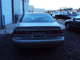 1999 TOYOTA CAMRY 4 DOOR SEDAN LE MODEL 2.2L AT COLOR GRAY STK Z12320