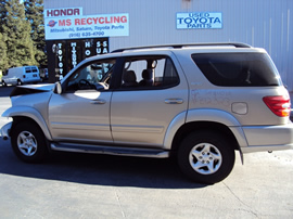 2002 TOYOTA SEQUOIA SUV SR5 MODEL 4.7L V8 AT 2WD COLOR GOLD STK Z12323