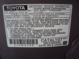 2002 TOYOTA SEQUOIA SUV SR5 MODEL 4.7L V8 AT 2WD COLOR GOLD STK Z12323
