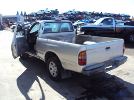 2001 TOYOTA TACOMA DELUXE MODEL REGULAR CAB 2.4L AT 2WD COLOR SILVER STK Z12329