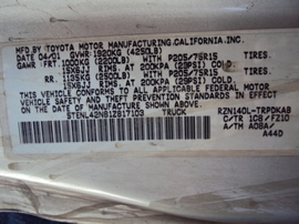 2001 TOYOTA TACOMA DELUXE MODEL REGULAR CAB 2.4L AT 2WD COLOR SILVER STK Z12329