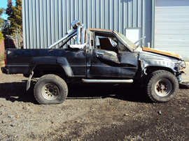 1986 TOYOTA PICK UP STANDARD MODEL REGULAR CAB 2.4L EFI TURBO MT 4X4 5 SPEED COLOR BLACK STK Z12328