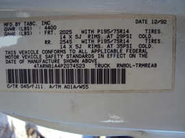 1993 TOYOTA PICK UP TRUCK REGULAR CAB 2.4L EFI MT 5 SPEED 2WD COLOR WHITE STK Z12339