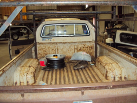 1982 TOYOTA PICK UP REGULAR CAB LONG BED DELUXE MODEL 2.4L CARBURETOR MT 5SPEED 4X4 COLOR TAN STK #Z12348