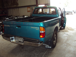 1998 TOYOTA TACOMA DELUXE MODEL SR5 XTRA CAB 2.7L (COIL STYLE) MT 4X4 WITH REAR DIFF LOCK COLOR TEAL GREEN STK Z12351