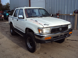 1992 TOYOTA 4RUNNER SR5 MODEL 4 DOOR 3.0L V6 AT 4WD COLOR WHITE STK Z13367