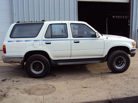 1992 TOYOTA 4RUNNER SR5 MODEL 4 DOOR 3.0L V6 AT 4WD COLOR WHITE STK Z13367