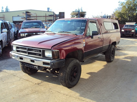 1988 TOYOTA TRUCK DELUXE MODEL REGULAR CAB LONG BED 3.0L V6 AT 4X4 COLOR RED STK Z13371