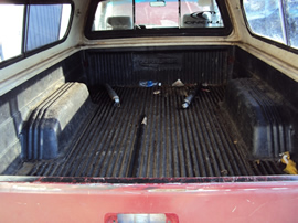 1988 TOYOTA TRUCK DELUXE MODEL REGULAR CAB LONG BED 3.0L V6 AT 4X4 COLOR RED STK Z13371