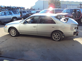 2000 TOYOTA CAMRY 4 DOOR SEDAN LE MODEL 3.0L V6 AT FWD COLOR SILVER STK Z13373