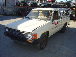 1988 TOYOTA TRUCK REGULAR CAB 2.4L ENGINE CARBURETOR MT 4 SPEED 2WD COLOR BEIGE
