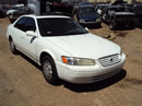 1998 TOYOTA CAMRY 4 DOOR SEDAN LE MODEL 2.2L AT FWD COLOR WHITE Z14695